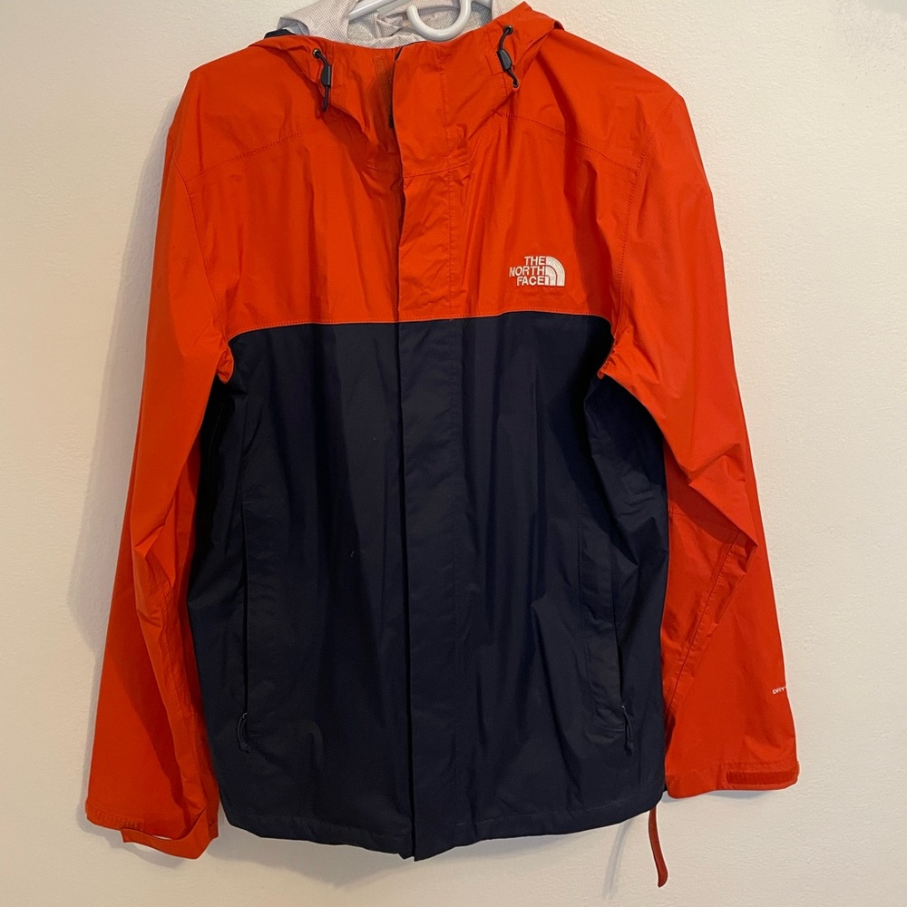 Mens North Face Rain Coat size medium